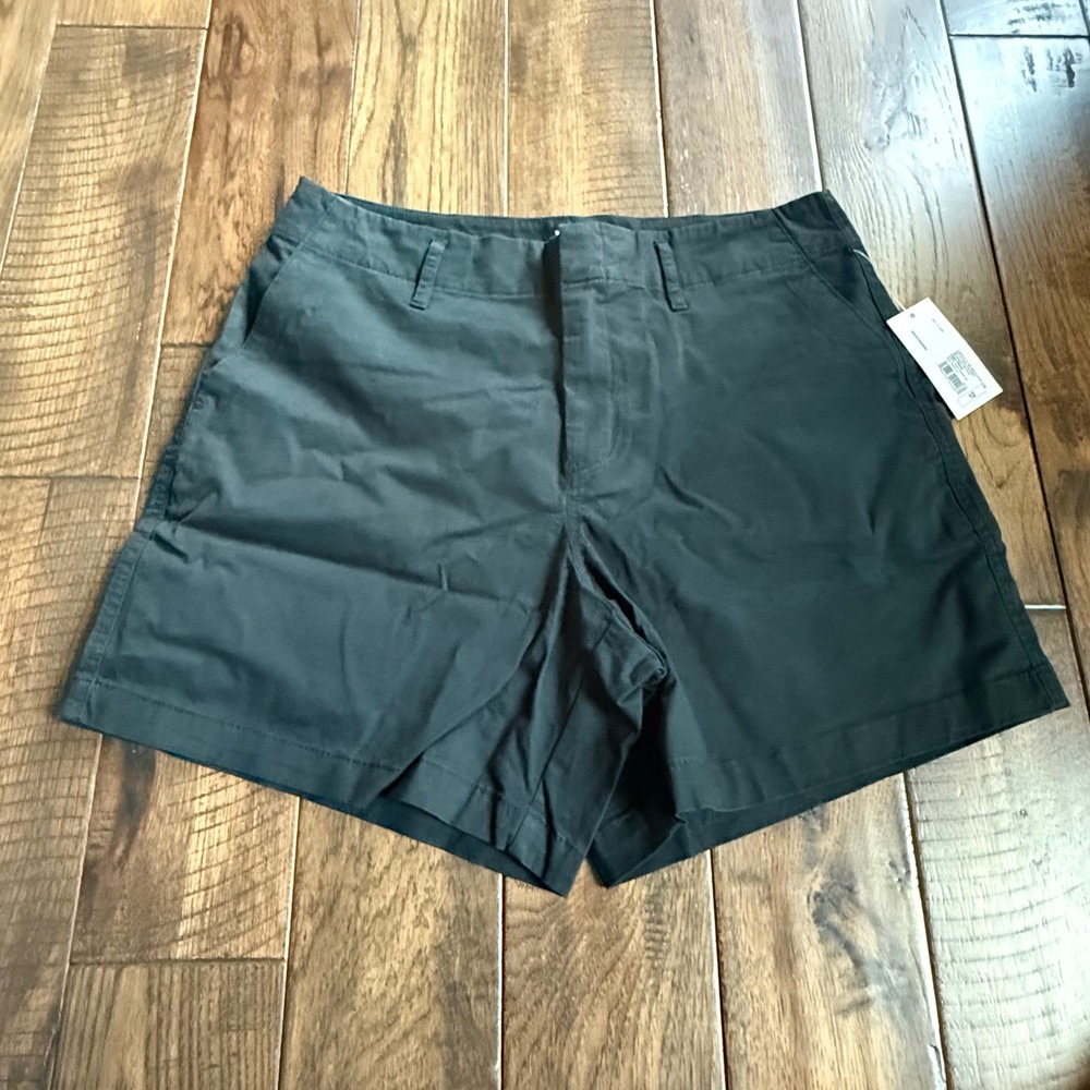A New Day NWT Womens Ebony Black Stretch Chino‎ Shorts Size 12 Mid Rise